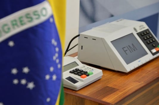 A partir de hoje, fica suspensa propaganda partidária em rádio e TV