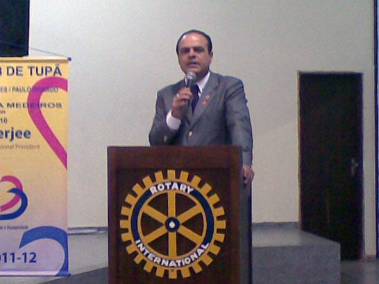 Rotary promove palestra sobre Família