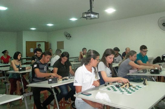 Uniaraxá realiza Mostra de Profissões e Semana de Ciência e Tecnologia
