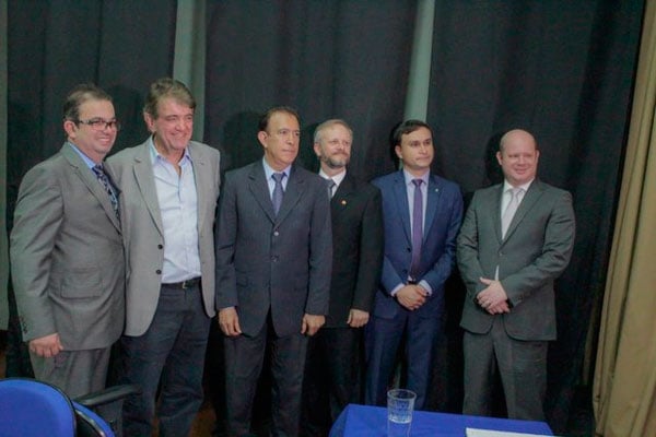 Prefeito Aracely participa da posse do novo delegado regional de Araxá