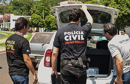 Polícia Civil cumpre mandados e três despachantes são suspensos em Araxá