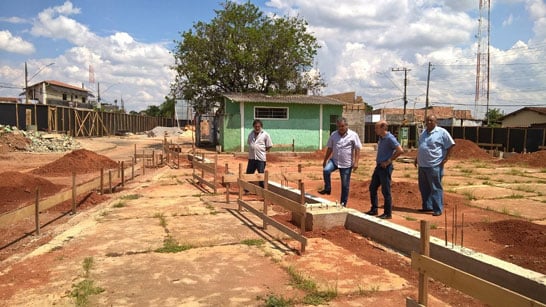 Obras da Cobertura da Feira do Urciano Lemos seguem dentro do previsto