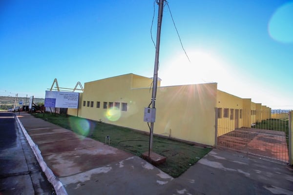 Nota: Matrículas para a Escola Municipal do Max Neumann na próxima semana