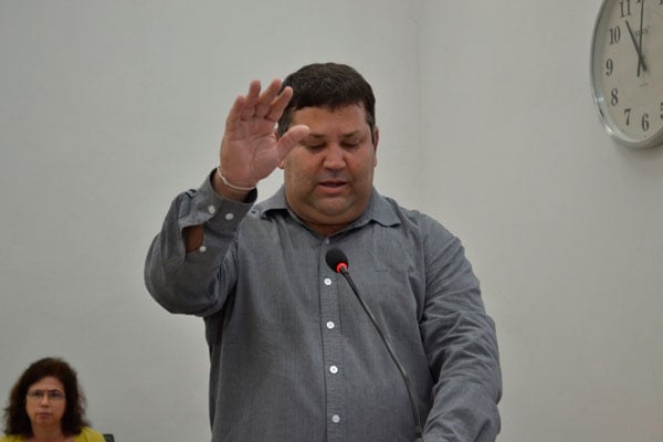 Emílio Castilho é empossado no cargo de vereador na Câmara Municipal de Araxá