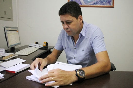 Prefeitura e Araxá Esporte viabilizam laudos para estréia do alvinegro