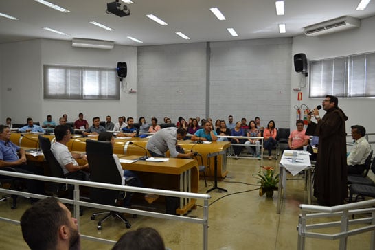 Culto ecumênico marca início de trabalhos no legislativo araxaense