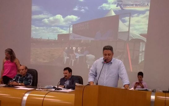 Robson Magela apresenta demandas do Gabinete Itinerante e do Distrito de Itaipu