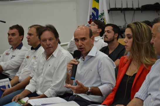 Fórum Comunitário debate o valor dos combustíveis em Araxá