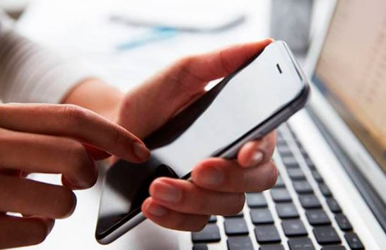 Serviços bancários pelo celular crescem 96% em 2016