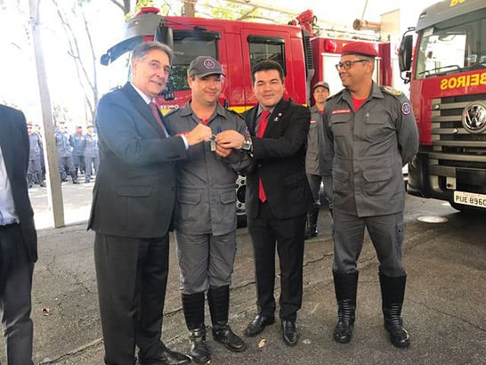 Araxá recebe novo caminhão de combate a incendios para o Corpo de Bombeiros