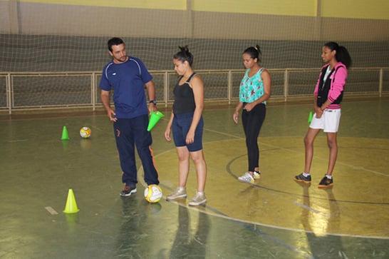 Escola de Esportes Especializados nos Ginásios tem inicio com 800 vagas
