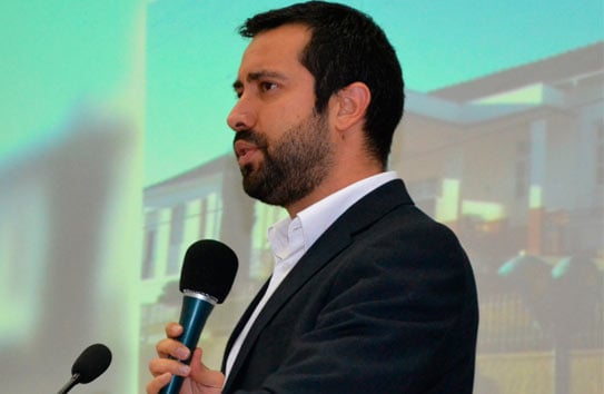 Raphael Rios pede agilidade na reposição de materiais para o PAM