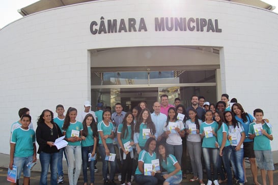Câmara Municipal recebe alunos da Escola Estadual Rotary