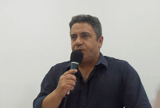 Robson Magela faz cobranças sobre o concurso público e questiona a varrição de rua
