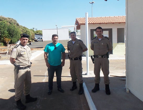 Robson Magela visita Transitolândia do 37º BPM