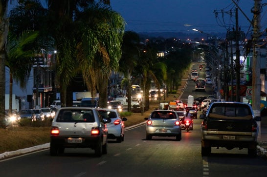 Blitz educativa para coibir trânsito de veículos de carga no Centro