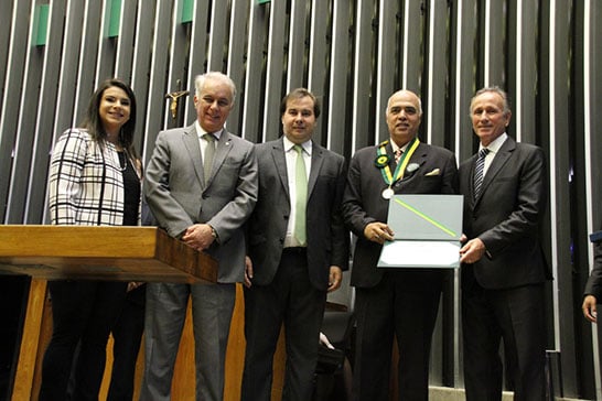 José Otávio Lemos recebe homenagem da Câmara Federal
