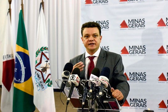 Governo de Minas Gerais anuncia escala de pagamento do 13º salário e repasse do ICMS aos municípios