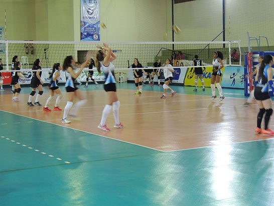 Final do Campeonato Brasileiro de Vôlei Feminino Sub 15 acontece neste sábado