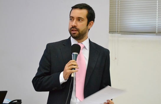 Raphael Rios apresenta projeto que visa a revitalização de espaços públicos por meio da arte