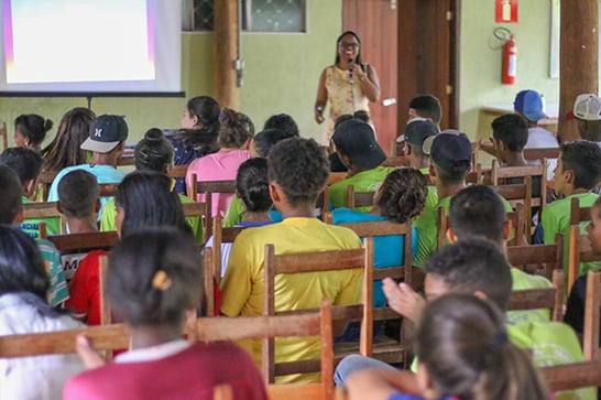 Alunos do Pequeno Jardineiro participam de curso de capacitação