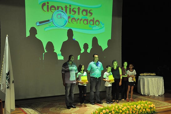 Alunos da rede municipal participam do projeto Cientistas do Cerrado