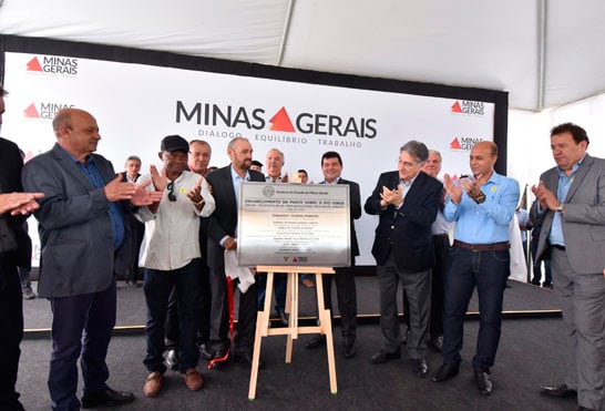 Deputado Bosco comemora inauguração das obras de encabeçamento da Ponte sobre o Rio Verde