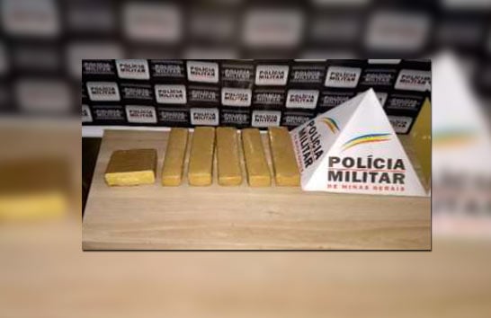 Jovem é presa na rodoviária com mais de 2 quilos de drogas