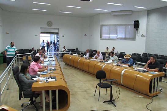 Câmara Municipal aprova dois Projetos de Lei nesta terça