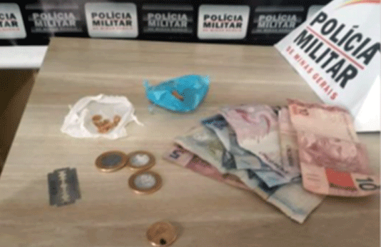 Adolescente é apreendido por envolvimento com o tráfico de drogas