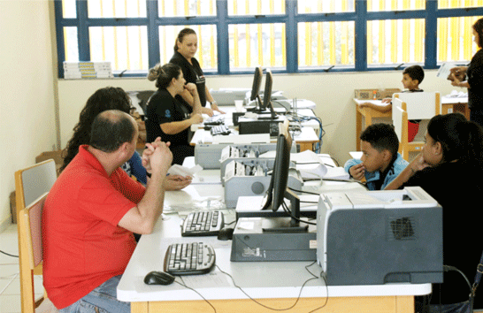 Mutirão de carteira de identidade e vistoria de veículos movimenta semana em Araxá