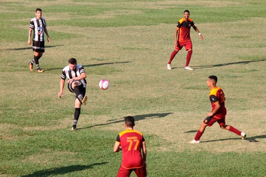 Araxá fica com a última vaga e enfrenta o líder Coimbra na semifinal