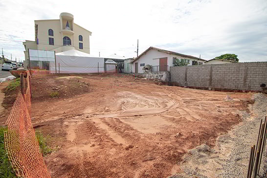 Praça da Igreja de Nossa Senhora da Conceição Aparecida é reformada