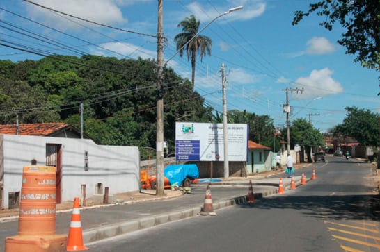 Prefeitura melhora acesso à avenida Washington Barcelos