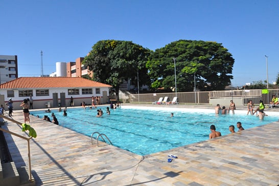 Ações integradas entre Secretarias Municipais no Centro Esportivo Álvaro Maneira