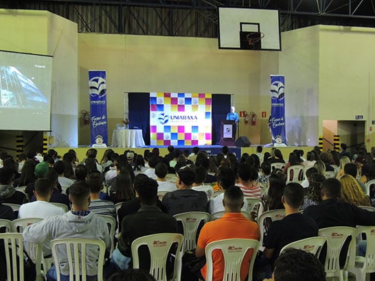 Começam as aulas no Uniaraxá