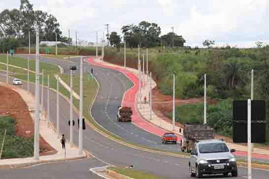 Prefeitura finaliza primeira etapa de obras da duplicação da Avenida Hitalo Ros