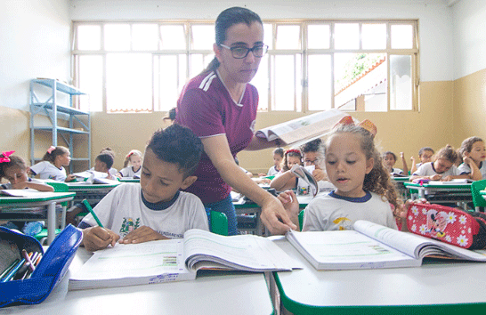 Araxá é a única cidade mineira que cumpre universalização do ensino fundamental