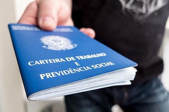 Rendimentos de todos os trabalhadores caíram em novembro, diz Ipea