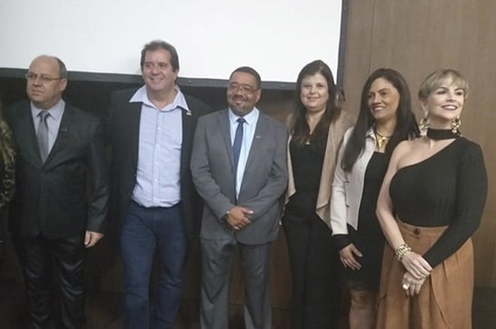 Secretária de Saúde de Araxá integra a Comissão Técnica do Coaems-MG