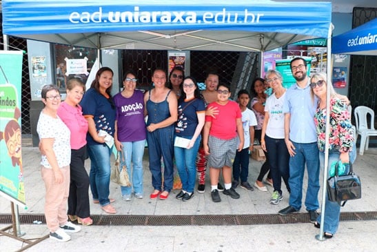 Mobilização no Calçadão encerra Semana Municipal de Incentivo à Adoção