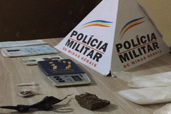 PM prende jovem suspeito de tráfico de drogas no Pão de Açúcar