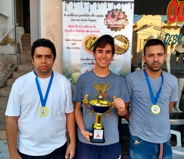 Enxadrista Vitor Fróis conquista o Torneio de Xadrez Municipal 2019