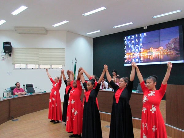 Fórum Comunitário debate violência contra a mulher