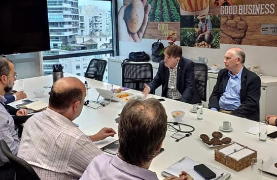Prefeito Aracely e diretores da McCain se reúnem para tratativas finais de implantação da fábrica em Araxá