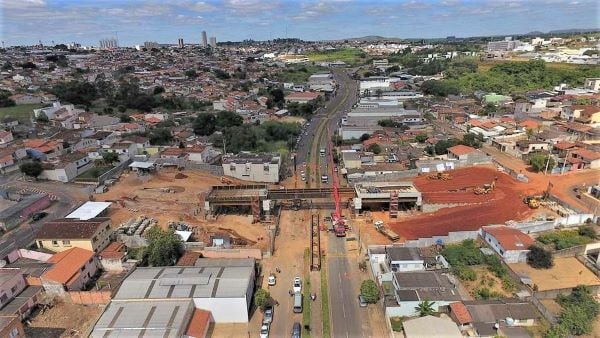 Prefeitura cumpre mais uma etapa da obra do viaduto da Rua Uberaba