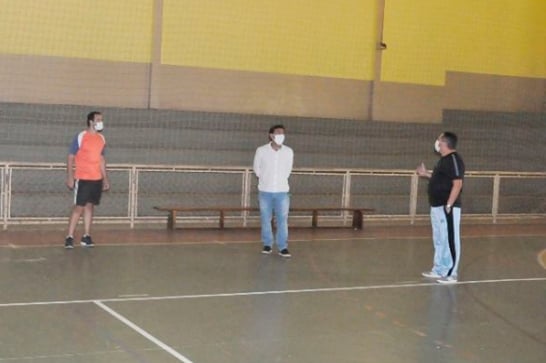 Novo secretário de Esportes vistoria ginásios municipais
