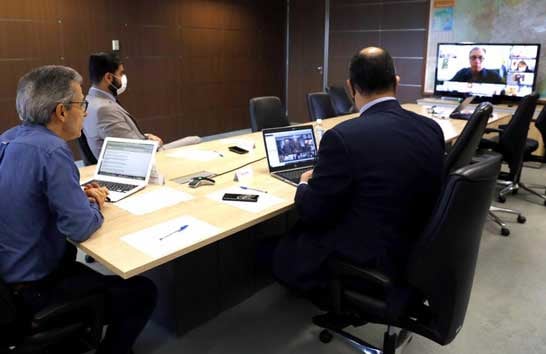 Romeu Zema discute com prefeitos medidas de enfrentamento ao coronavírus e ações para retomada da economia