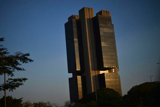 Bancos Inter, Itaú e Caixa lideram ranking de reclamações ao BC