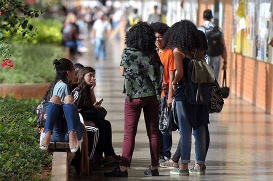 Estudantes com Fies podem suspender parcelas a partir de hoje